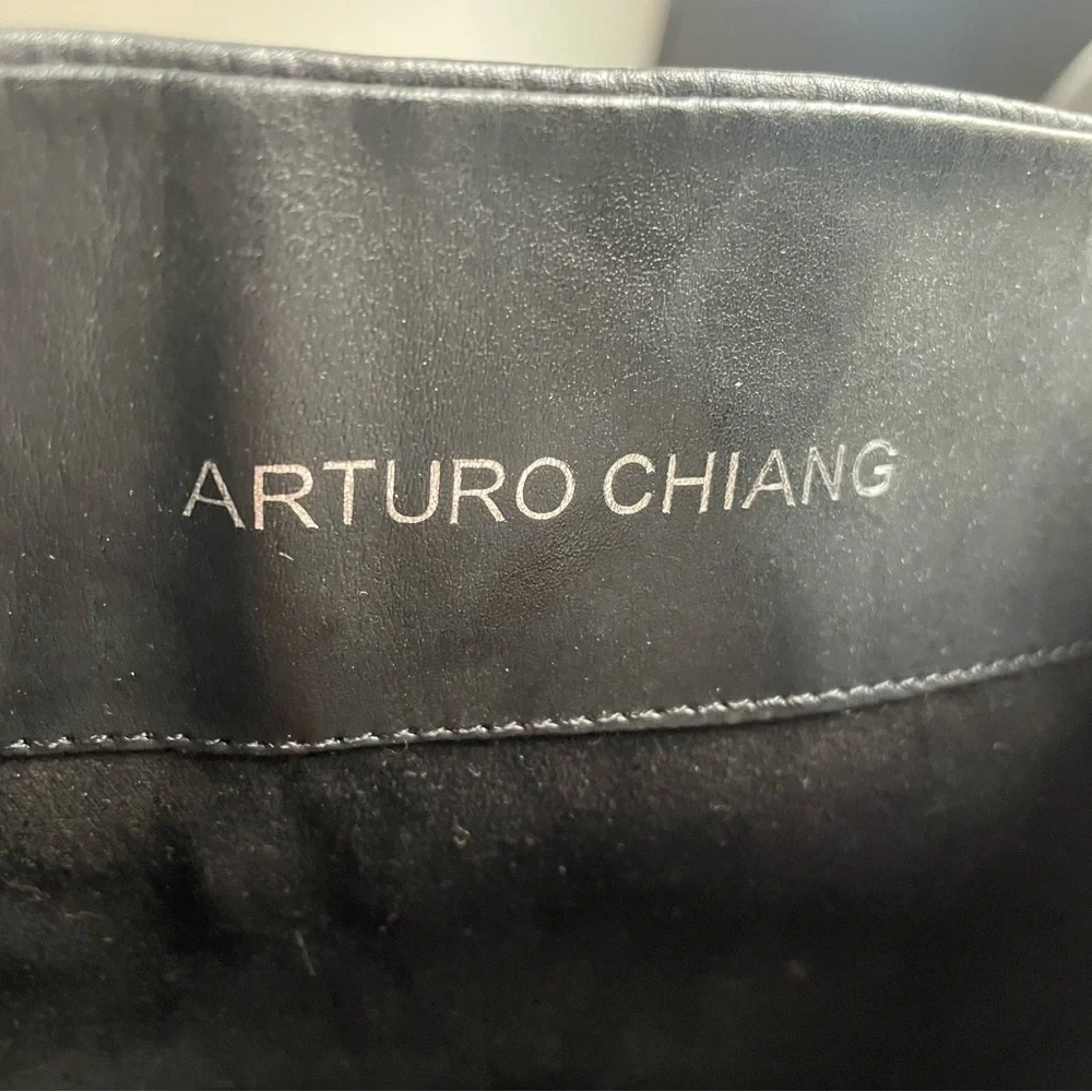 Arturo Chiang Knee-Length Black Leather Boots - Picture 12 of 12